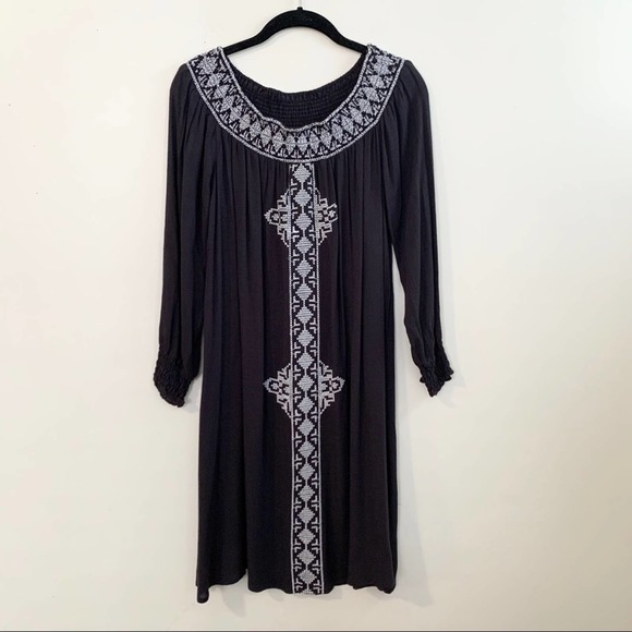 AVEC LES FILLES Embroidered Off The Shoulder Dress - Picture 3 of 8